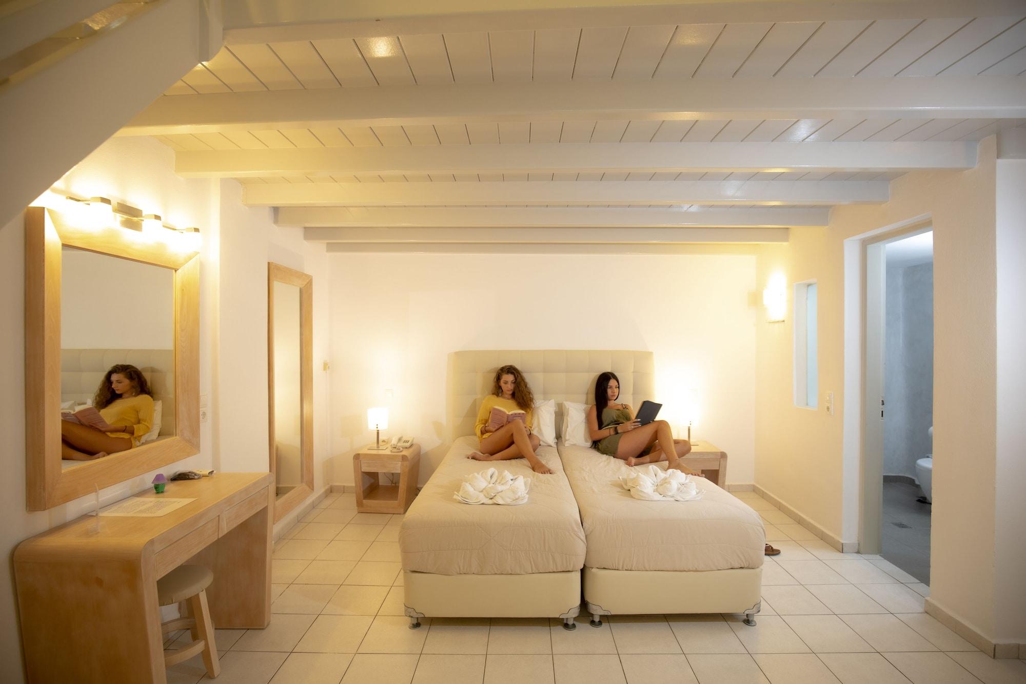 อีราโต้ อพาร์ทเม้นท์ Aparthotel ฟิรา ภายนอก รูปภาพ